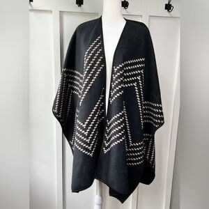 IKE BEHAR Black Striped Poncho Open Front Shawl Sweater Cape Women One Size Chic
